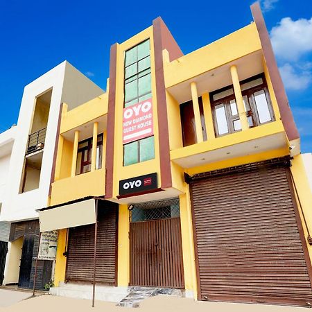 Spot On New Diamond Guest House Rudrapur Exteriör bild